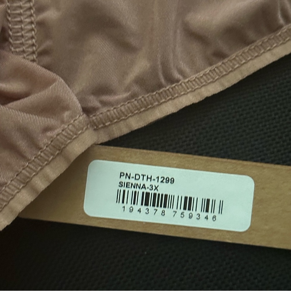 Skims Thongs NWT Bundle (3 pairs) Size 3X - Picture 5 of 8